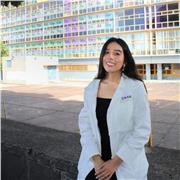 Estudiante de Química. Apasionada por la enseñanza. Con habilidades para explicar conceptos complejos de forma clara